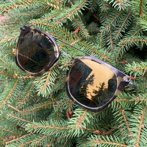 Oliver Peoples Dacette